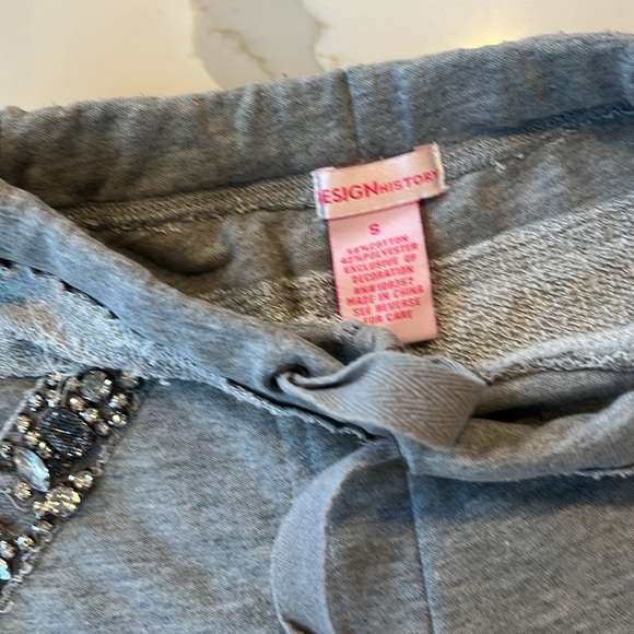 Design History shorts - Picture 3 of 5